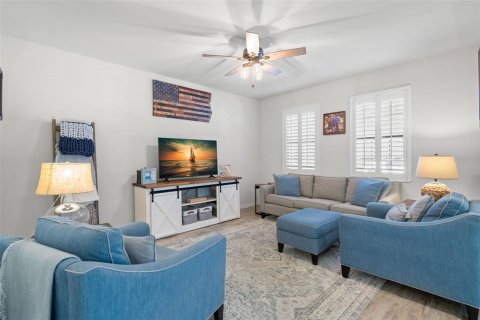Touwnhouse à vendre à Fish Hawk, Floride: 3 chambres, 165.09 m2 № 1815102 - photo 7