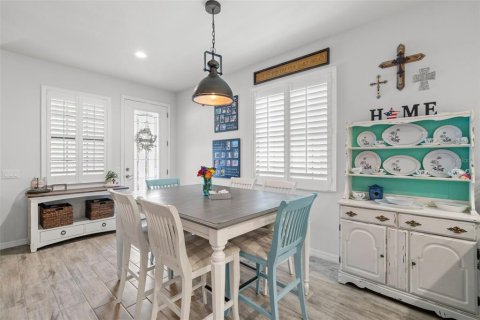 Touwnhouse à vendre à Fish Hawk, Floride: 3 chambres, 165.09 m2 № 1815102 - photo 6