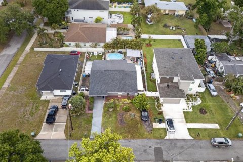 Casa en venta en Tampa, Florida, 4 dormitorios, 168.25 m2 № 2103541 - foto 24