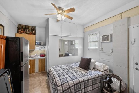 Casa en venta en Tampa, Florida, 4 dormitorios, 168.25 m2 № 2103541 - foto 19