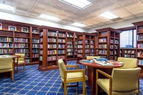 Condo in Pembroke Pines, Florida, 1 bedroom  № 2068755 - photo 24