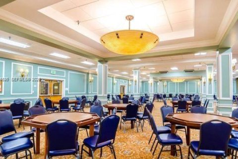 Condo in Pembroke Pines, Florida, 1 bedroom  № 2068755 - photo 23