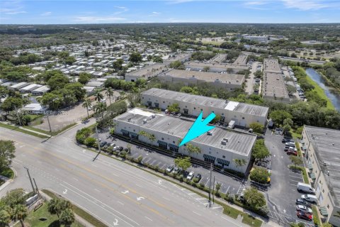 Propiedad comercial en venta en Pompano Beach, Florida № 1888084 - foto 5