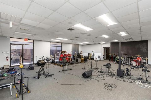 Propiedad comercial en alquiler en Clearwater, Florida, 558.16 m2 № 1546165 - foto 17