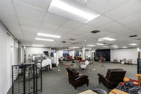 Propiedad comercial en alquiler en Clearwater, Florida, 558.16 m2 № 1546165 - foto 15