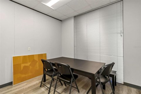 Propiedad comercial en alquiler en Clearwater, Florida, 558.16 m2 № 1546165 - foto 27