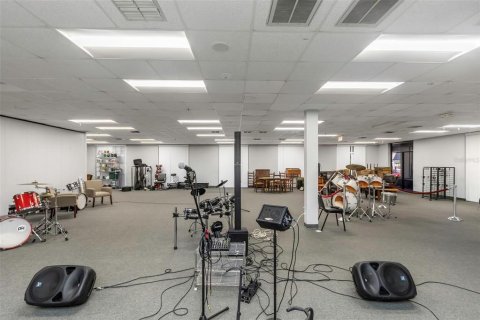 Propiedad comercial en alquiler en Clearwater, Florida, 558.16 m2 № 1546165 - foto 20