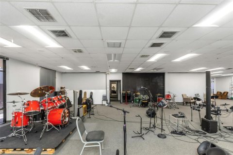 Propiedad comercial en alquiler en Clearwater, Florida, 558.16 m2 № 1546165 - foto 18