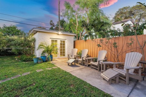 Villa ou maison à vendre à Miami, Floride: 2 chambres, 122.26 m2 № 1996568 - photo 7