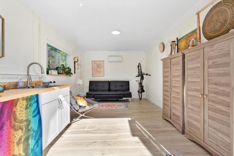 Villa ou maison à vendre à Miami, Floride: 2 chambres, 122.26 m2 № 1996568 - photo 6