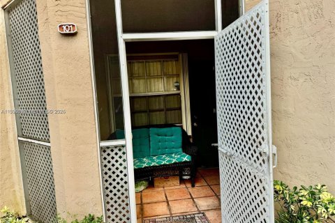 Condo in Pembroke Pines, Florida, 1 bedroom  № 2064500