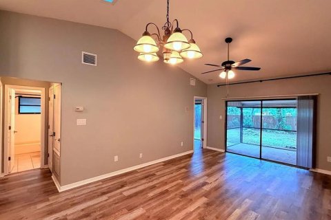 Appartement à louer à Orlando, Floride: 2 chambres, 86.96 m2 № 2112355 - photo 3