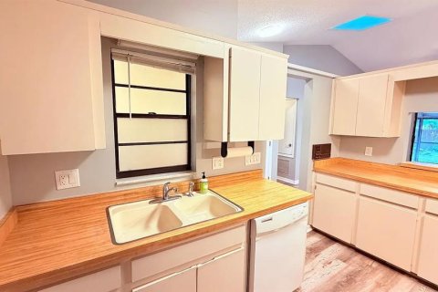Appartement à louer à Orlando, Floride: 2 chambres, 86.96 m2 № 2112355 - photo 5