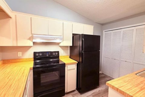 Appartement à louer à Orlando, Floride: 2 chambres, 86.96 m2 № 2112355 - photo 7