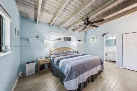 House in Fort Lauderdale, Florida 3 bedrooms, 135.27 sq.m. № 2010489 - photo 17