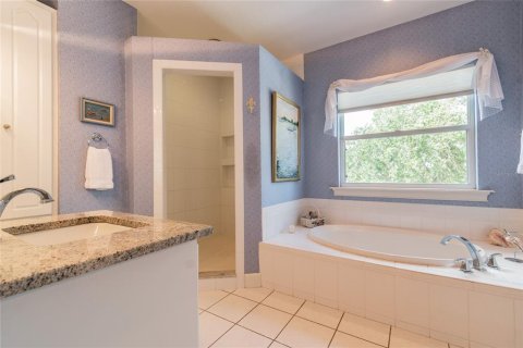 Casa en venta en Lakeland, Florida, 4 dormitorios, 325.81 m2 № 1759297 - foto 24