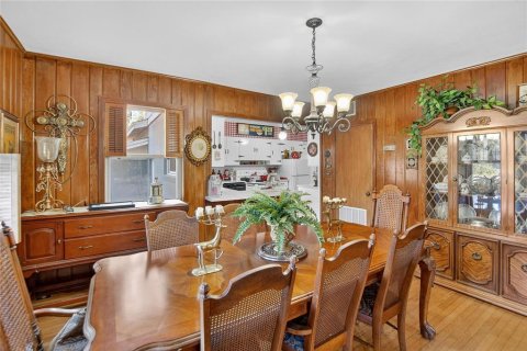 House in Plant City, Florida 3 bedrooms, 285.95 sq.m. № 2114384 - photo 9