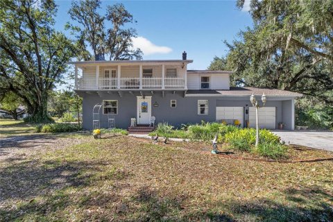 House in Plant City, Florida 3 bedrooms, 285.95 sq.m. № 2114384 - photo 2