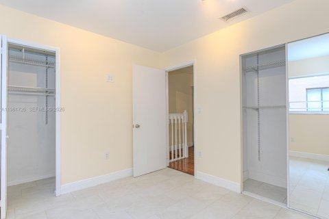 Снять в аренду кондоминиум в Хайалиа, Флорида 2 спальни, 91.6м2, № 2024872 - фото 23