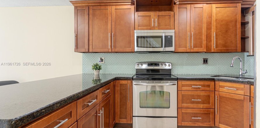 Кондоминиум с 2 спальнями в Хайалиа, Флорида № 2024872