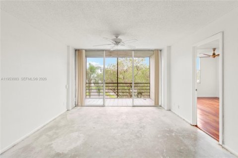 Купить кондоминиум в Окленд-Парк, Флорида 2 спальни, 90.58м2, № 2009312 - фото 5