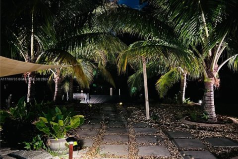 Villa ou maison à vendre à Port St. Lucie, Floride: 4 chambres № 1947714 - photo 20