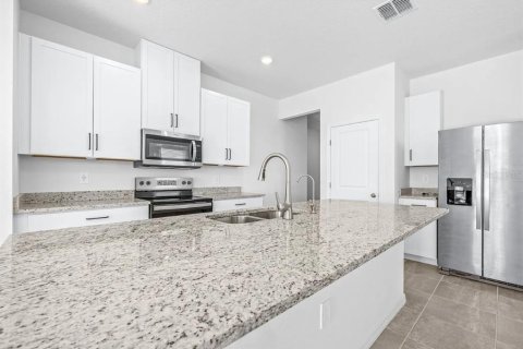Villa ou maison à louer à Bartow, Floride: 4 chambres, 124.49 m2 № 2390907 - photo 10