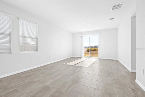 Villa ou maison à louer à Bartow, Floride: 4 chambres, 124.49 m2 № 2390907 - photo 17