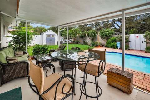 House in Largo, Florida 3 bedrooms, 112.97 sq.m. № 1802436 - photo 29
