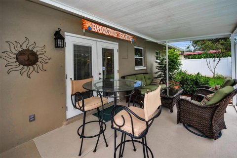 House in Largo, Florida 3 bedrooms, 112.97 sq.m. № 1802436 - photo 30