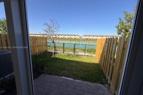 Adosado en alquiler en Homestead, Florida, 3 dormitorios, 131.36 m2 № 2054332 - foto 7