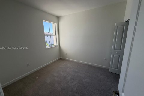 Adosado en alquiler en Homestead, Florida, 3 dormitorios, 131.36 m2 № 2054332 - foto 11