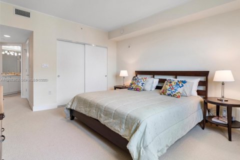 Copropriété à vendre à Aventura, Floride: 2 chambres, 121.89 m2 № 2089848 - photo 17