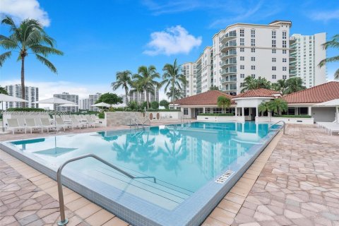 Copropriété à vendre à Aventura, Floride: 2 chambres, 121.89 m2 № 2089848 - photo 26
