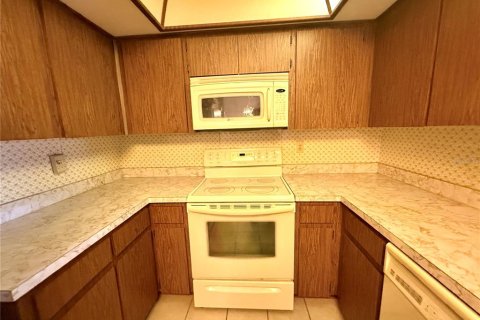 Купить кондоминиум в Порт-Ричи, Флорида 6 комнат, 92.9м2, № 2230407 - фото 4