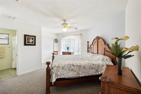 House in Vero Beach, Florida 2 bedrooms, 116.13 sq.m. № 1733607 - photo 13