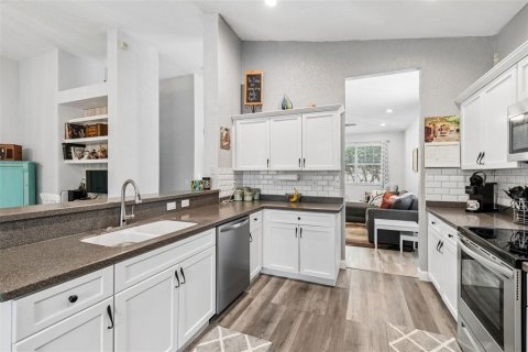 Villa ou maison à vendre à Riverview, Floride: 4 chambres, 192.49 m2 № 2134309 - photo 9