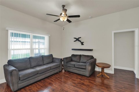 House in Tavares, Florida 3 bedrooms, 138.15 sq.m. № 1884133 - photo 4