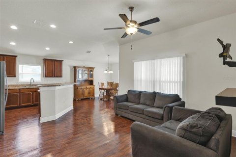 House in Tavares, Florida 3 bedrooms, 138.15 sq.m. № 1884133 - photo 5