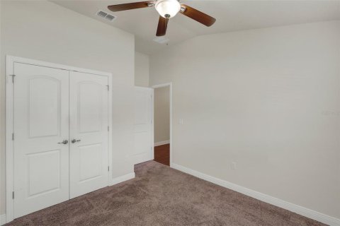 House in Tavares, Florida 3 bedrooms, 138.15 sq.m. № 1884133 - photo 10