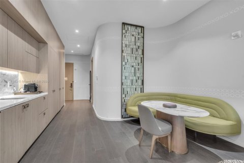 Купить кондоминиум в Майами, Флорида 58.16м2, № 1971160 - фото 7