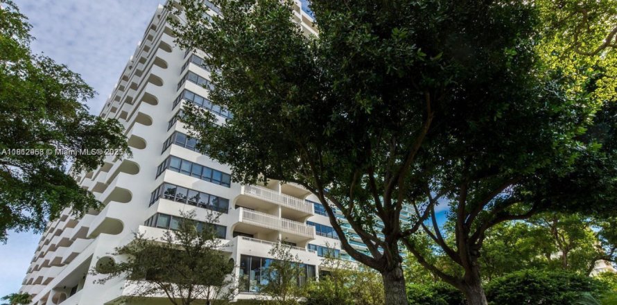 Condo in Bal Harbour, Florida, 3 bedrooms  № 1766818