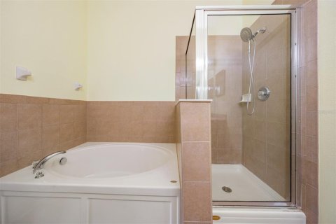Townhouse in Clearwater, Florida 3 bedrooms, 131.55 sq.m. № 1817220 - photo 17