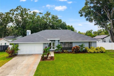 Casa en venta en Land O' Lakes, Florida, 4 dormitorios, 208.29 m2 № 1913239 - foto 1