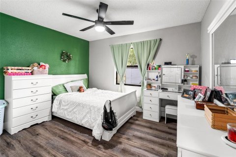 Casa en venta en Land O' Lakes, Florida, 4 dormitorios, 208.29 m2 № 1913239 - foto 21