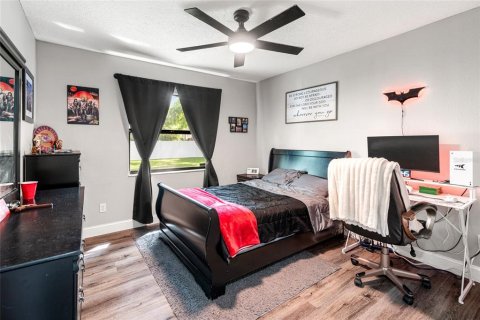 Casa en venta en Land O' Lakes, Florida, 4 dormitorios, 208.29 m2 № 1913239 - foto 20