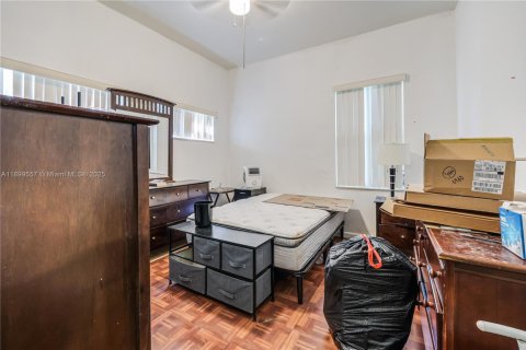 House in Miami, Florida 1 bedroom, 64.1 sq.m. № 2061926 - photo 6