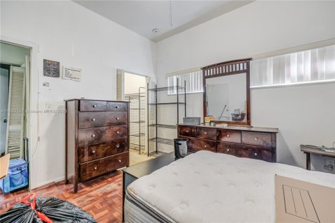 House in Miami, Florida 1 bedroom, 64.1 sq.m. № 2061926 - photo 7