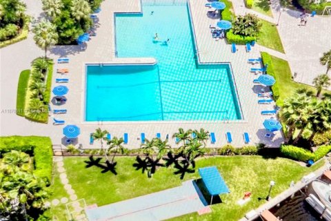 Copropriété à vendre à Hallandale Beach, Floride: 2 chambres, 130.06 m2 № 1977602 - photo 3