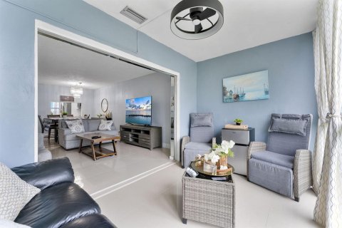 Studio in the Condo in Margate, Florida  № 2393198 - photo 7